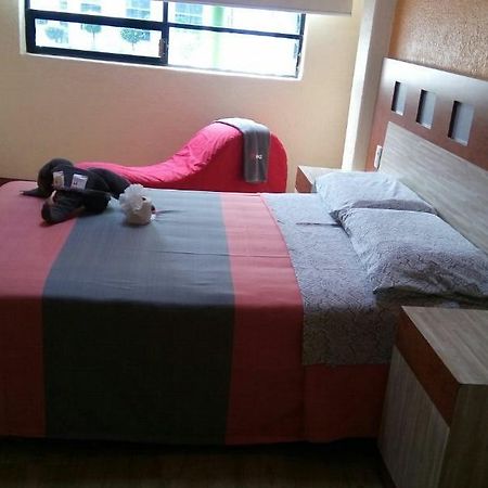 Hotel H Uno 77 Adults Only เม็กซิโกซิตี้ ภายนอก รูปภาพ